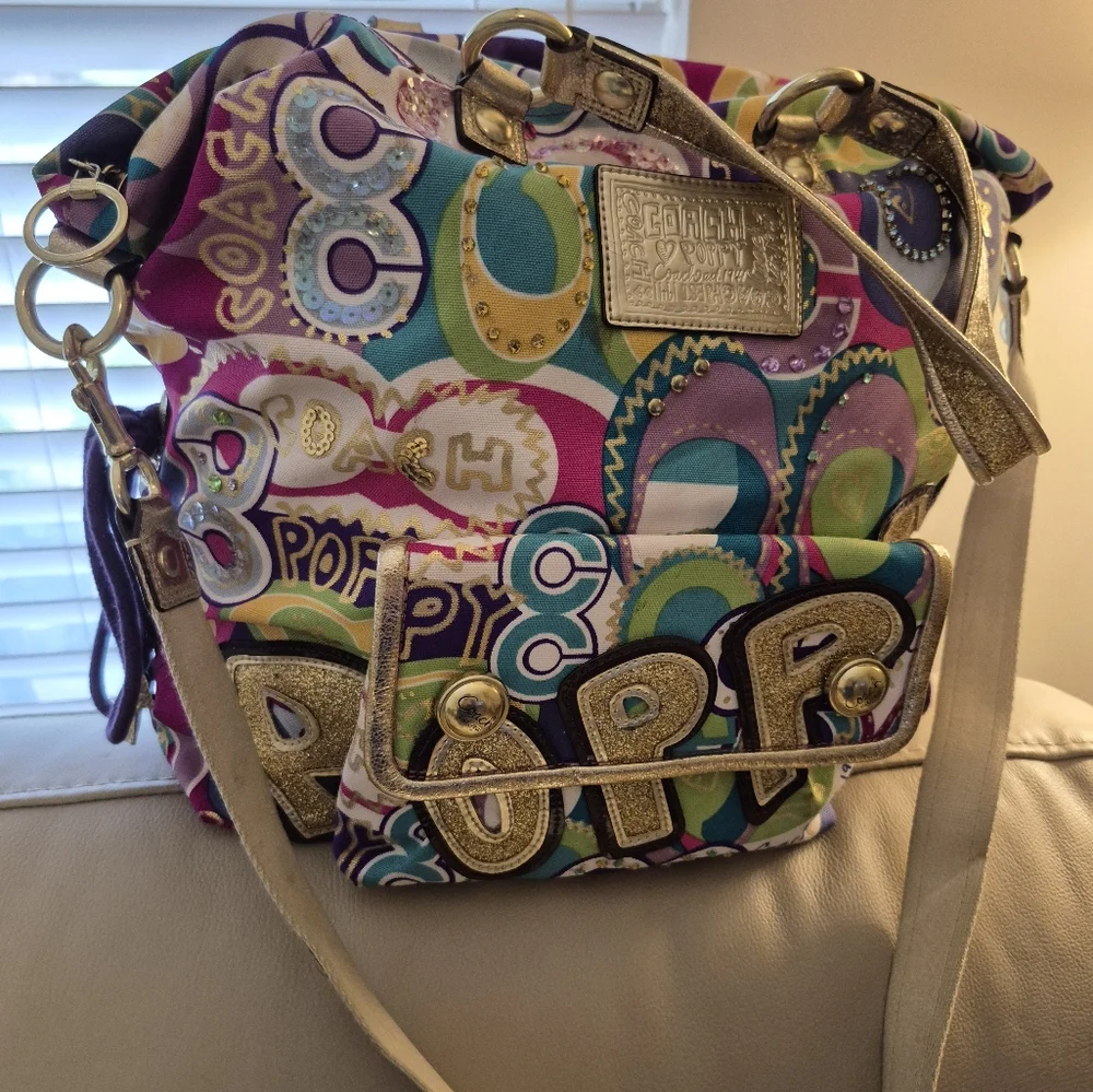 Coach Poppy Spotlight LIMITED Edition Women's Tote Bag EUC - Picture 1 of 16